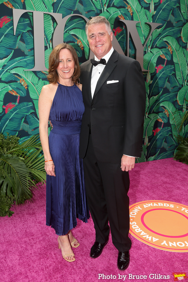 Photos: Broadway's Brightest Stars Hit the Red Carpet at the 2023 Tony Awards Image