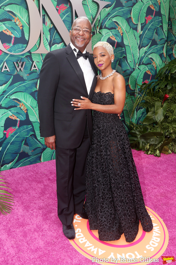 Photos: Broadway's Brightest Stars Hit the Red Carpet at the 2023 Tony Awards Image