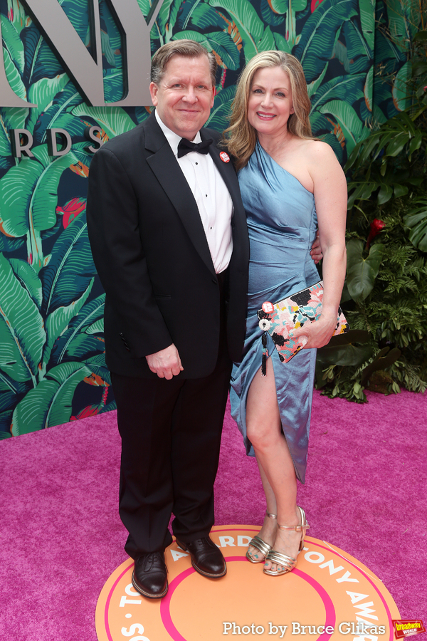 Photos: Broadway's Brightest Stars Hit the Red Carpet at the 2023 Tony Awards Image