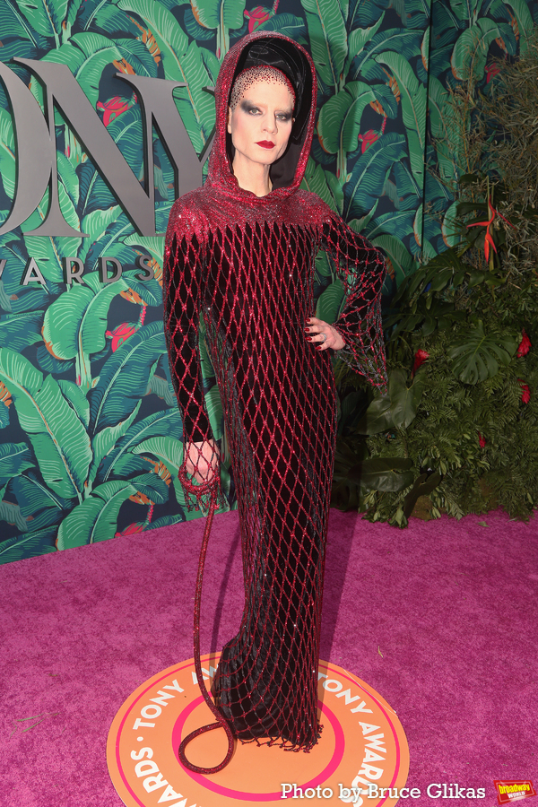 Photos: Broadway's Brightest Stars Hit the Red Carpet at the 2023 Tony Awards Image