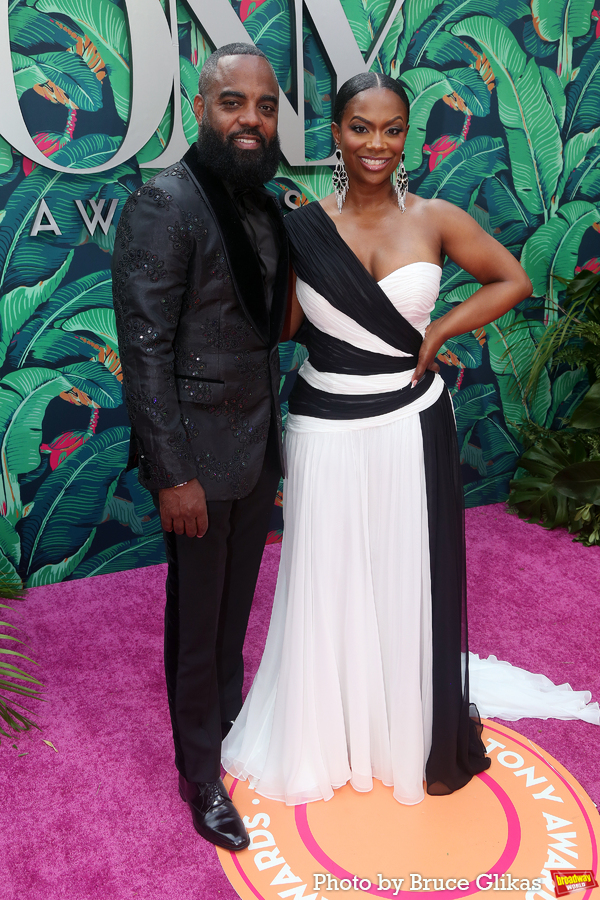 Photos: Broadway's Brightest Stars Hit the Red Carpet at the 2023 Tony Awards Image