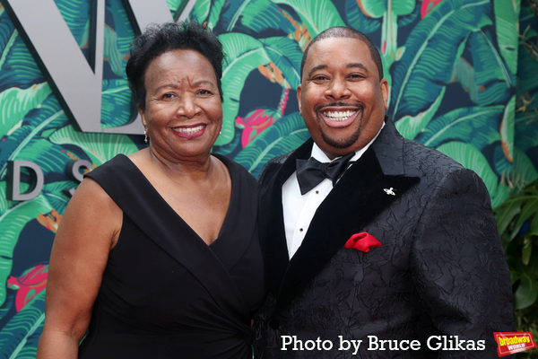 Photos: Broadway's Brightest Stars Hit the Red Carpet at the 2023 Tony Awards Image