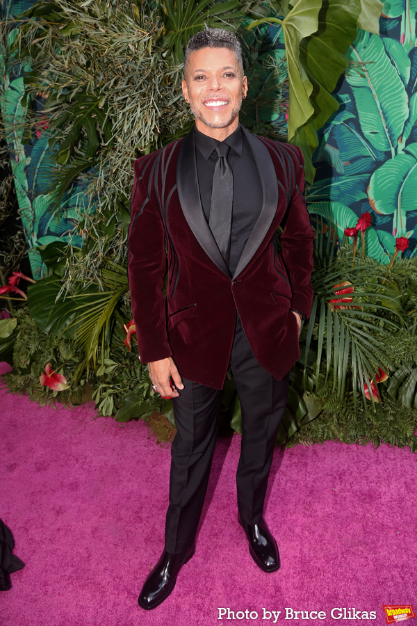 Photos: Broadway's Brightest Stars Hit the Red Carpet at the 2023 Tony Awards Image