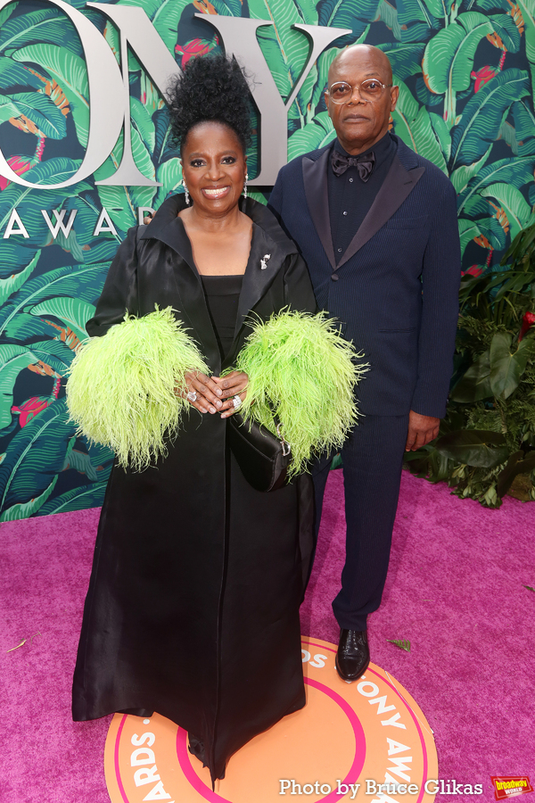 Photos: Broadway's Brightest Stars Hit the Red Carpet at the 2023 Tony Awards Image