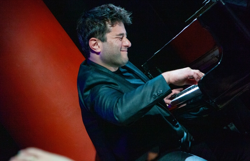 Review: Matt Baker A RHAPOSDY OF GERSHWIN Absolute Art, Pure and Proper, at Chelsea Table + Stage Image