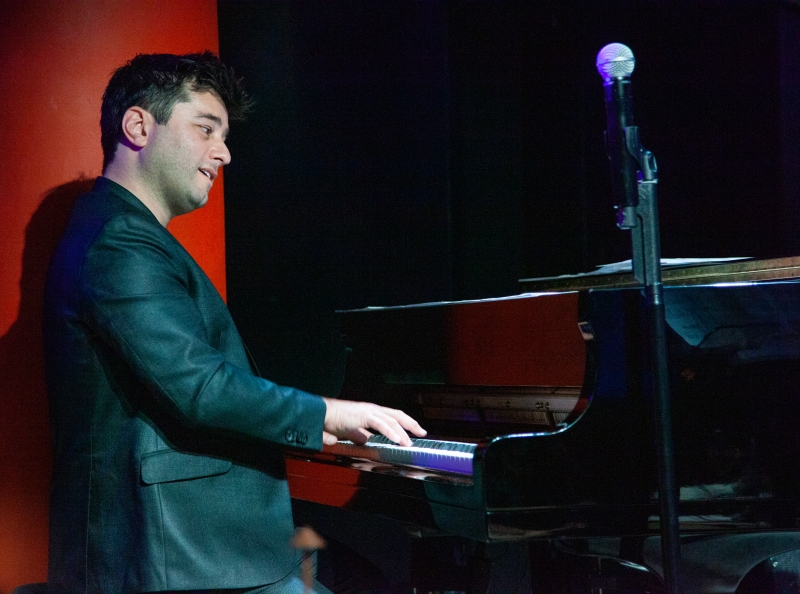 Review: Matt Baker A RHAPOSDY OF GERSHWIN Absolute Art, Pure and Proper, at Chelsea Table + Stage Image