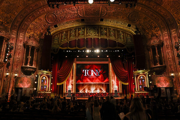 Photos: Go Inside the Tony Awards With Ariana DeBose, Alex Newell & More 