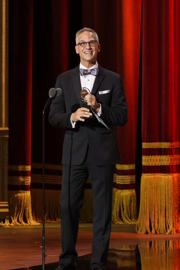 Photos: Go Inside the Tony Awards With Ariana DeBose, Alex Newell & More Image