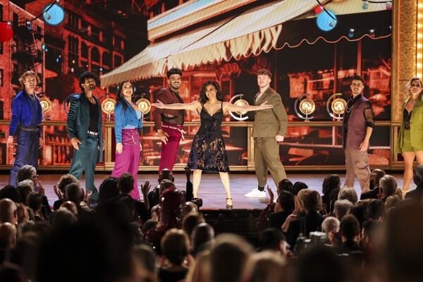 Photos: Go Inside the Tony Awards With Ariana DeBose, Alex Newell & More Image