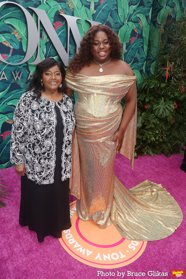 Photos: Broadway's Brightest Stars Hit the Red Carpet at the 2023 Tony Awards Image