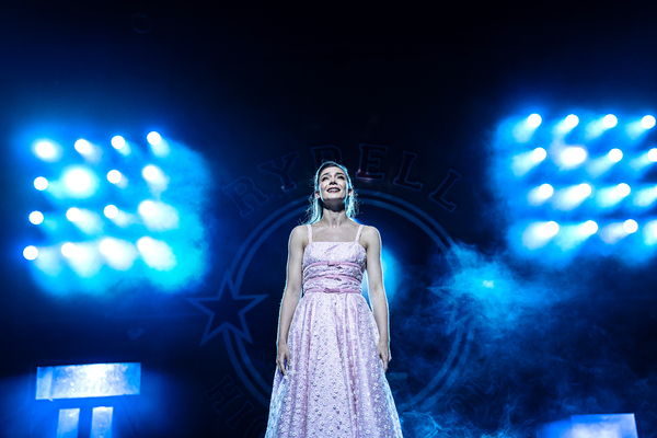 Photos: Check Out All New Photos From GREASE at the West End's Dominion Theatre Image