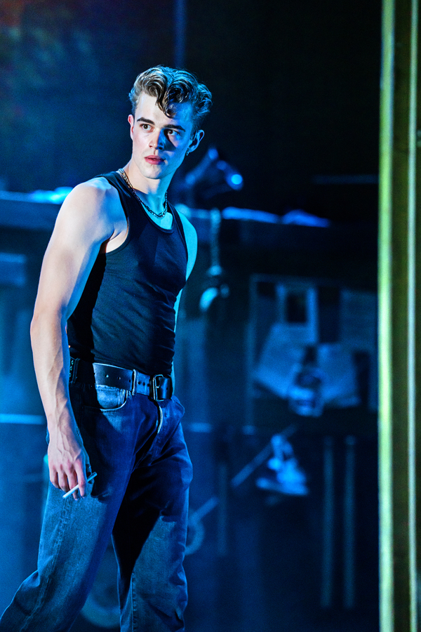 Photos: Check Out All New Photos From GREASE at the West End's Dominion Theatre Image