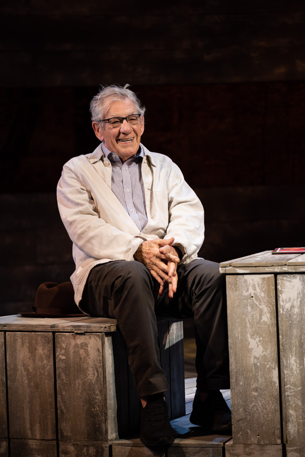 Photos: First Look at Ian McKellen and Roger Allam in FRANK AND PERCY World Premiere Image