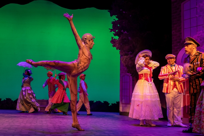 Review: MARY POPPINS at Theatre Memphis Image