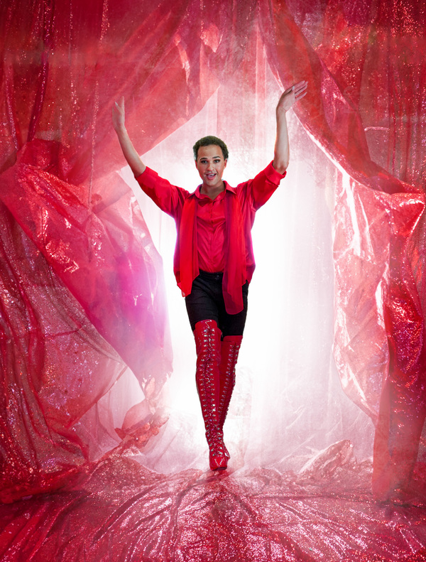 Photos: First Look At The Stars Of KINKY BOOTS At Duluth Playhouse Image