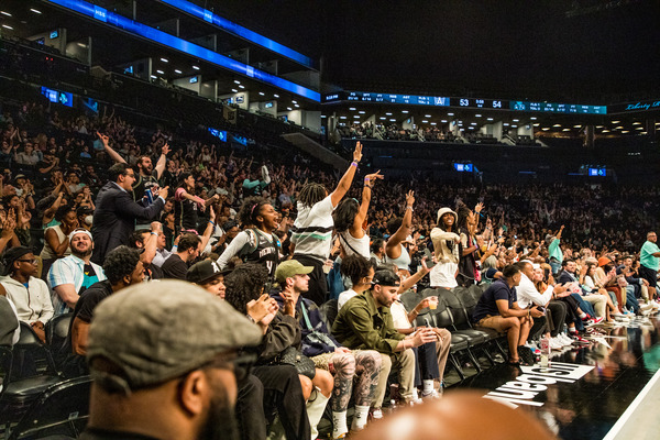 Photos: FLEX Team Takes a Field Trip to a NY Liberty Game Image