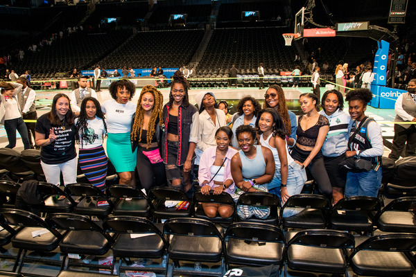 Photos: FLEX Team Takes a Field Trip to a NY Liberty Game Image