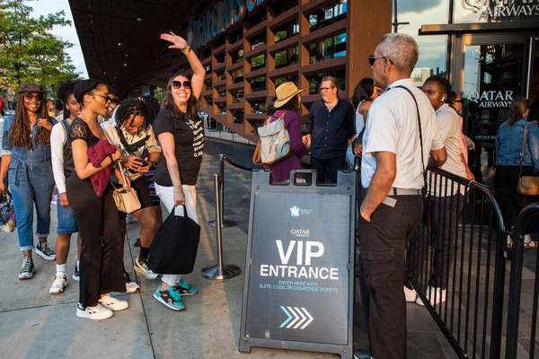 Photos: FLEX Team Takes a Field Trip to a NY Liberty Game Image