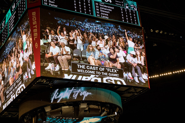Photos: FLEX Team Takes a Field Trip to a NY Liberty Game Image