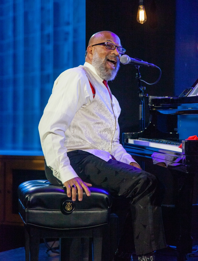 Review: SONGBOOK SUNDAYS Stays Sweet At Dizzy's Club Image