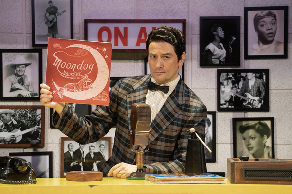Photos: First Look at Constantine Maroulis, Joe Pantoliano & More in ROCK & ROLL MAN Image