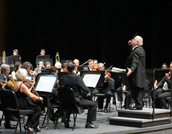 Photos: Ovacionan Concierto De La Orquesta Sinfónica Nacional Dirigida Por Lior Shambadal Image