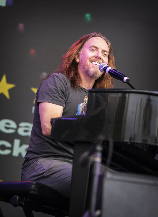 Photo & Video: CABARET, BACK TO THE FUTURE, LES MISERABLES & More Perform at West End LIVE! 2023 Image