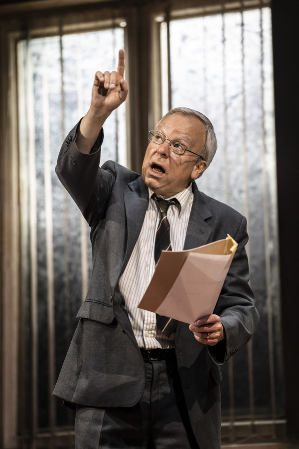 Photos: First Look at Martin McDonagh's THE PILLOWMAN Image