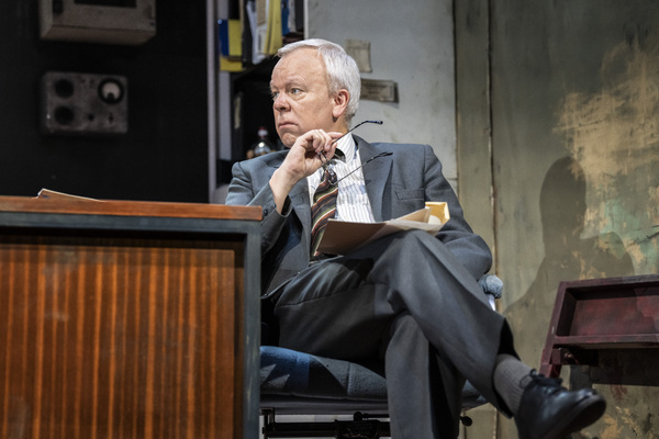 Photos: First Look at Martin McDonagh's THE PILLOWMAN Image