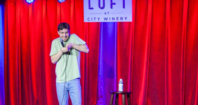 Review: Online Viral Sensations Robyn Schall & Will Burkart Knock It Out With Jokes & Stories At City Winery 