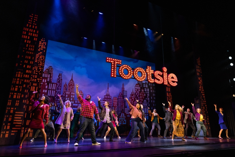 Review: TOOTSIE at Orpheum Theatre 