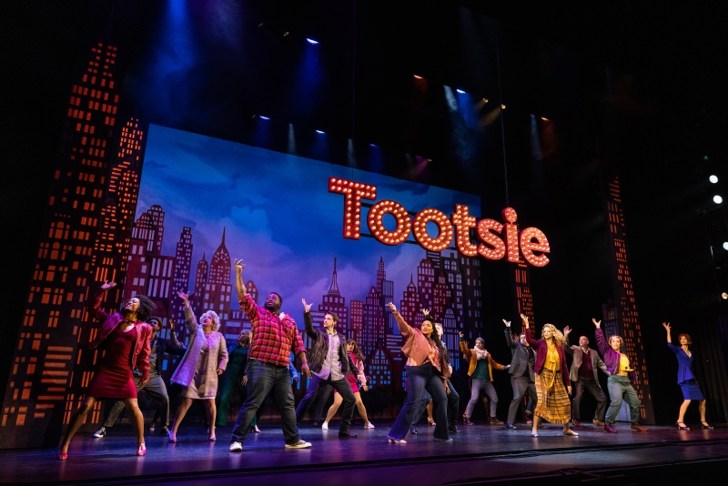 Review: TOOTSIE at Orpheum Theatre Image