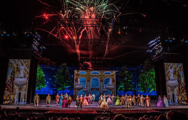 Photos: First Look As BEAUTY AND THE BEAST Enchants The Muny! Image