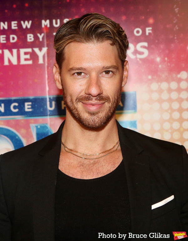 Photos: Stars Walk the Pink Carpet at ONCE UPON A ONE MORE TIME Opening Night! Image