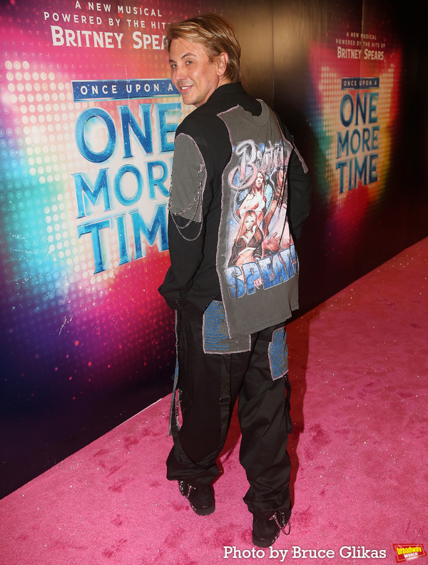 Photos: Stars Walk the Pink Carpet at ONCE UPON A ONE MORE TIME Opening Night! Image