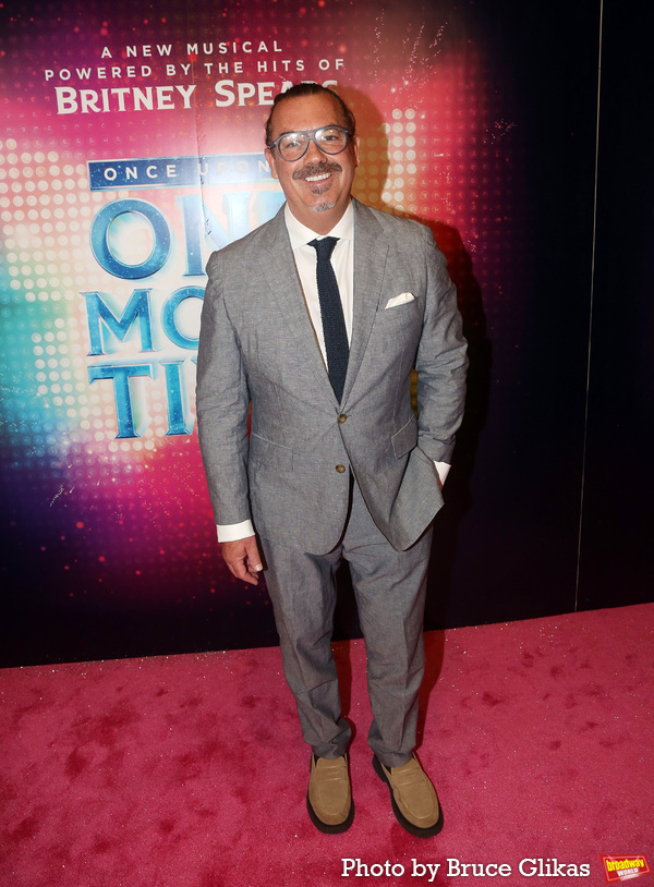 Photos: Stars Walk the Pink Carpet at ONCE UPON A ONE MORE TIME Opening Night! Image