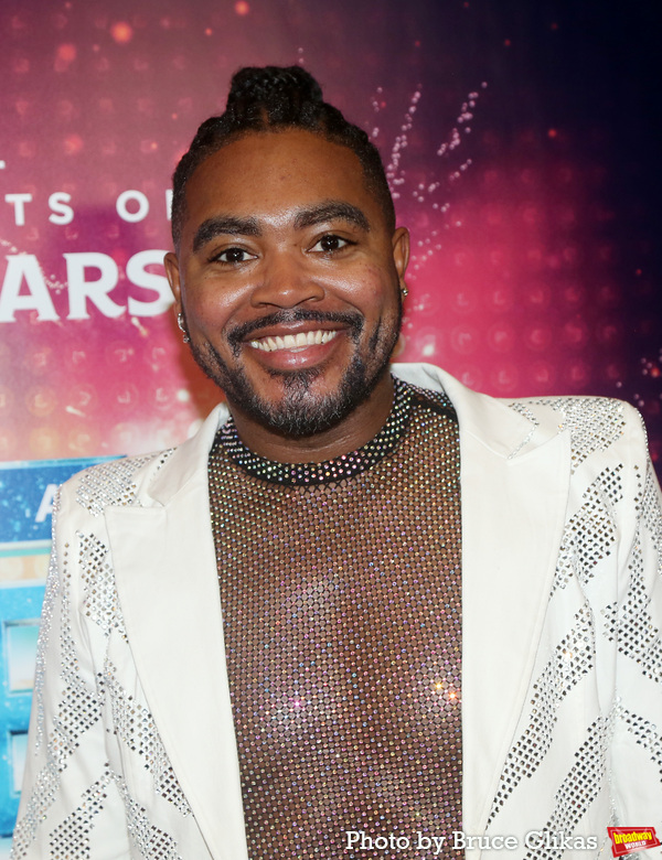 Photos: Stars Walk the Pink Carpet at ONCE UPON A ONE MORE TIME Opening Night! Image