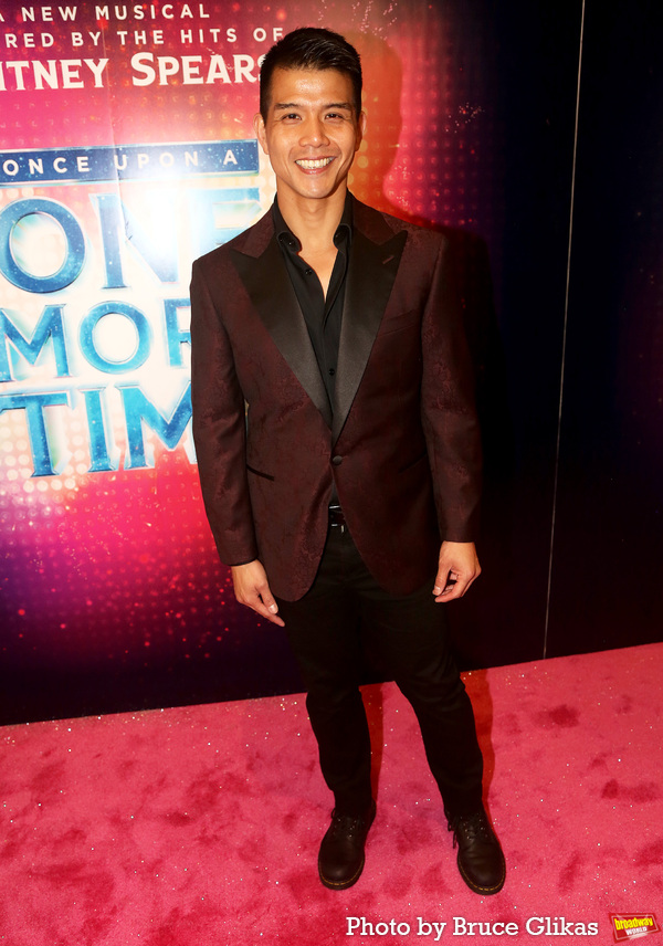 Photos: Stars Walk the Pink Carpet at ONCE UPON A ONE MORE TIME Opening Night! Image