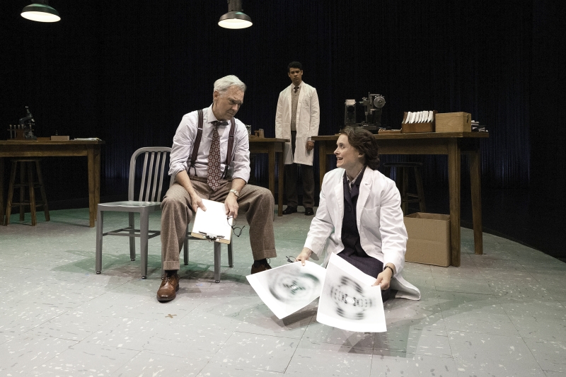 Review: PHOTOGRAPH 51 at Berkshire Theatre Group 