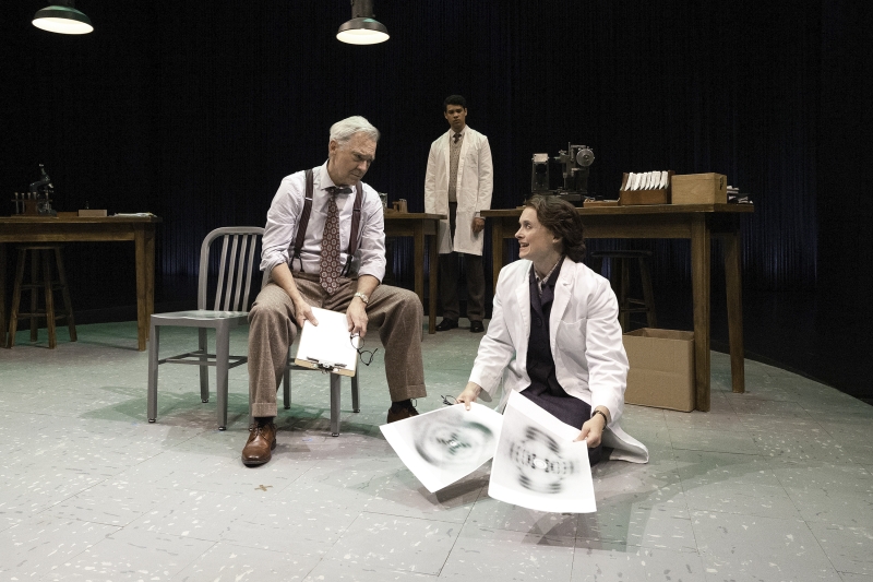 Review: PHOTOGRAPH 51 at Berkshire Theatre Group Image