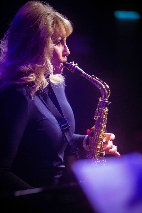 Photos: June 20th THE LINEUP WITH SUSIE MOSHER Welcomes Back Crowd Favorites Image