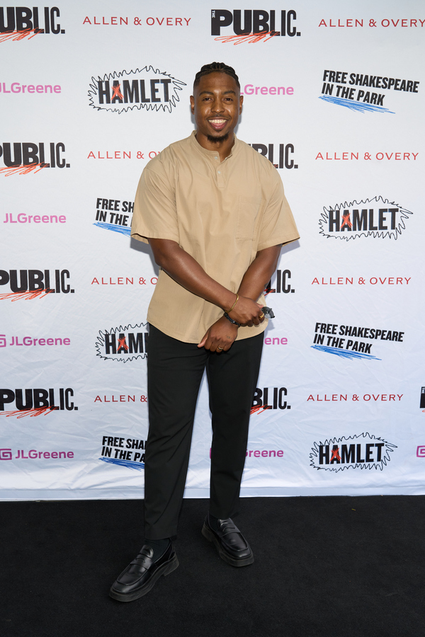 Photos: Go Inside Opening Night of HAMLET at Free Shakespeare in the Park Image