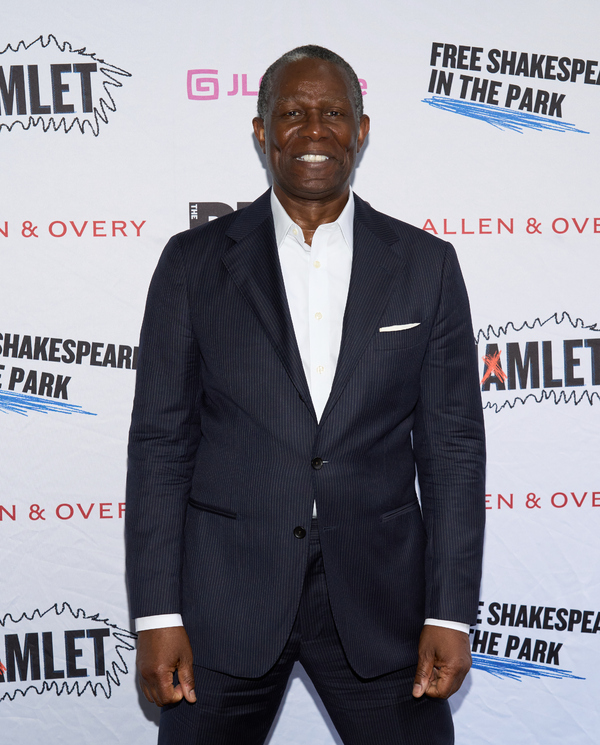 Photos: Go Inside Opening Night of HAMLET at Free Shakespeare in the Park Image