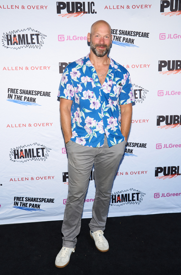 Photos: Go Inside Opening Night of HAMLET at Free Shakespeare in the Park Image