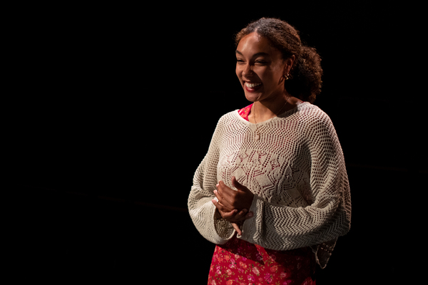 Photos: First Look at THE SWELL World Premiere at Orange Tree Theatre Image