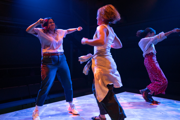 Photos: First Look at THE SWELL World Premiere at Orange Tree Theatre Image