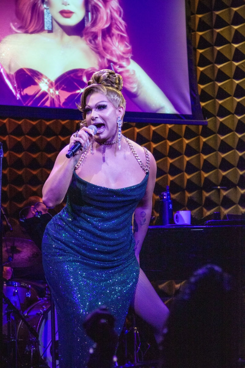 Review: ALEXIS MICHELLE Aces Joe's Pub Debut Image