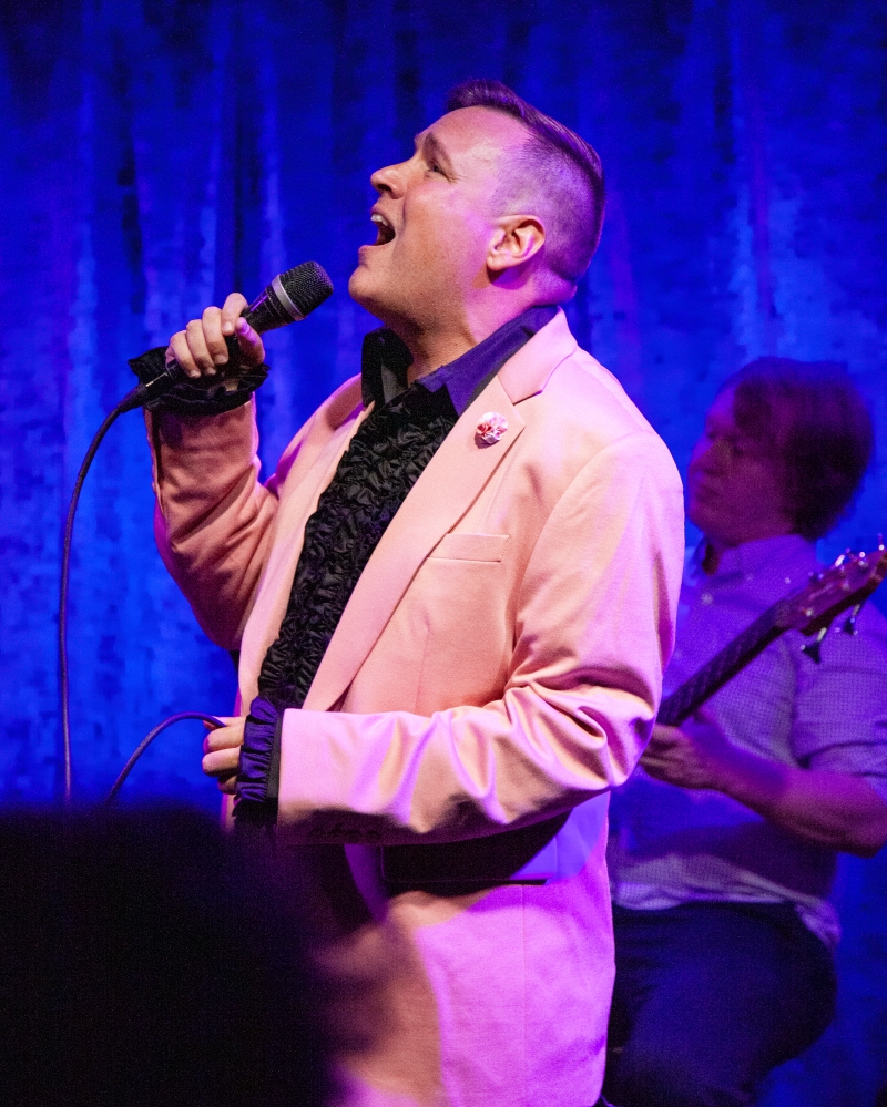 Review: Robbie Rozelle Returns To Birdland Theater With BRING ME GIANTS Image