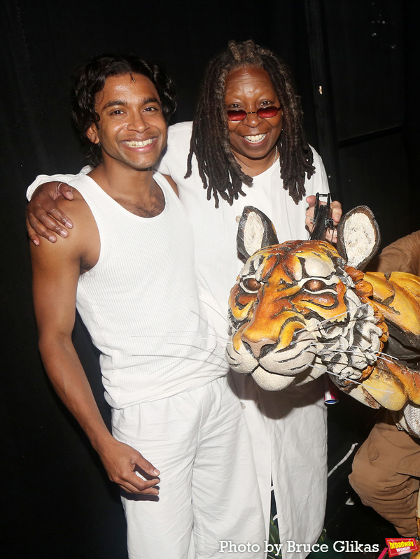 Photos: Whoopi Goldberg Visits LIFE OF PI on Broadway Image