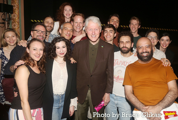 Bill Clinton with the cast of ''Leopoldstadt''  Photo